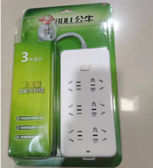 公牛109K 3米 6孔插排（10个起提）